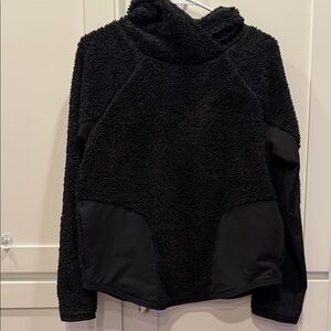 NIKE‎ Oversized Sherpa hoodie women’s size small. Two front slip pockets.